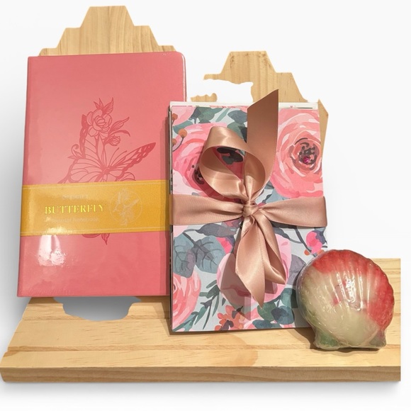 (6) Handmade Blank Greeting Cards & Shell soap & Butterfly Journal - 8 items - Picture 2 of 9